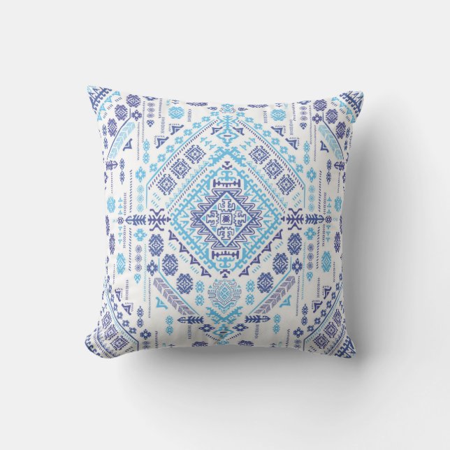 Indian paisley rug, ethnic mandala pattern. throw pillow (Front)