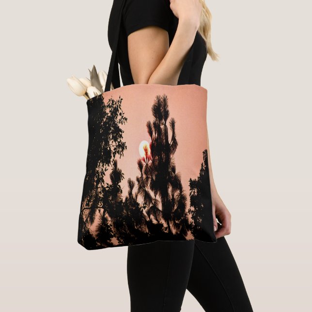 Indian Valley fire..... Tote Bag (Close Up)