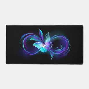 Infinité brillante avec papillon magique