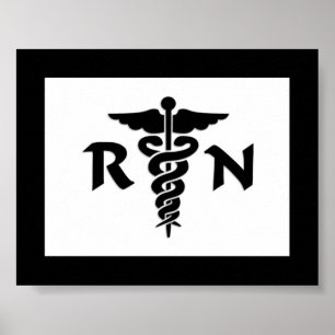 Infirmières de la RN et affiche des symboles Médic