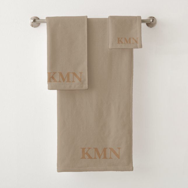 Initiales élégantes et design pour Brown minimalis (En situation)