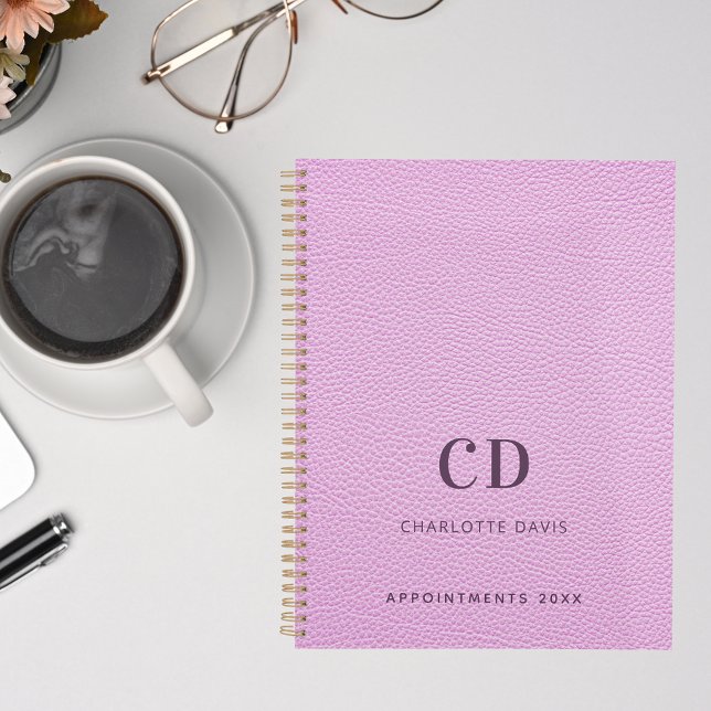 Initiales en cuir rose monogramme 2026 (Créateur téléchargé)