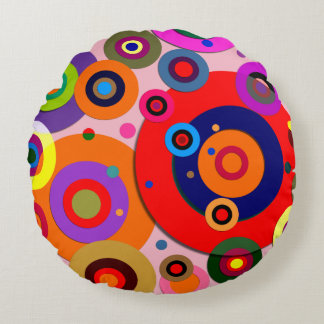 Inner Circles #18 Round Pillow