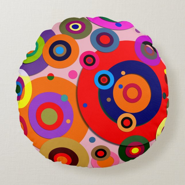 Inner Circles #18 Round Pillow (Front)