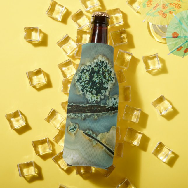 Inside a semi-precious stone bottle cooler (In Situ Summer)