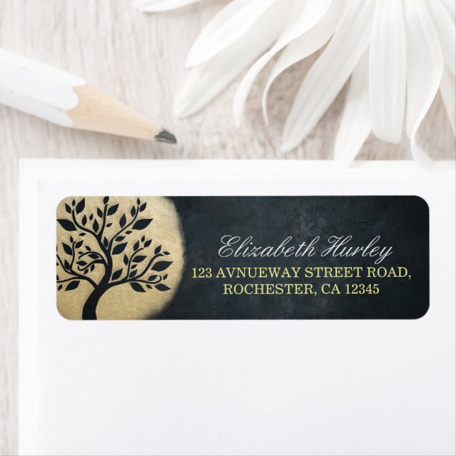 Instructeur de méditation Yoga Studio Black Gold T (En situation)