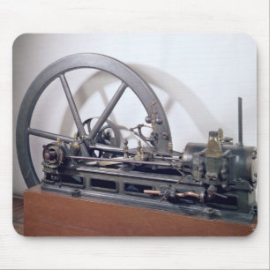 Internal combustion engine mouse pad