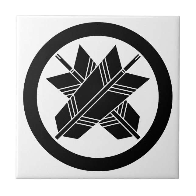 Intersecting arrows in circle tile (Front)