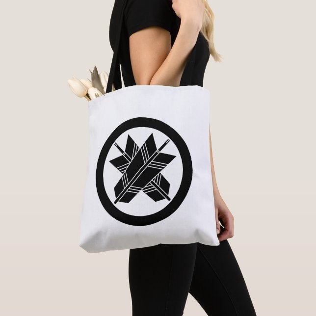 Intersecting arrows in circle tote bag (Close Up)