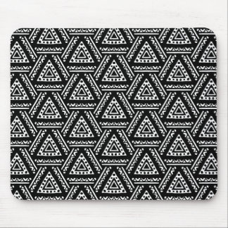 Interwoven Triangles v1 Mouse Pad