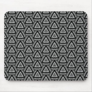Interwoven Triangles v2 Mouse Pad