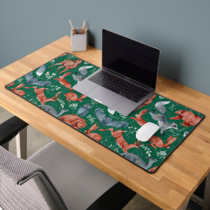 Intricate woodland animals pattern Desk Mat