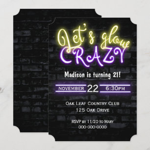 Invitation 21e anniversaire Neon Llow Sign on Brick Wall