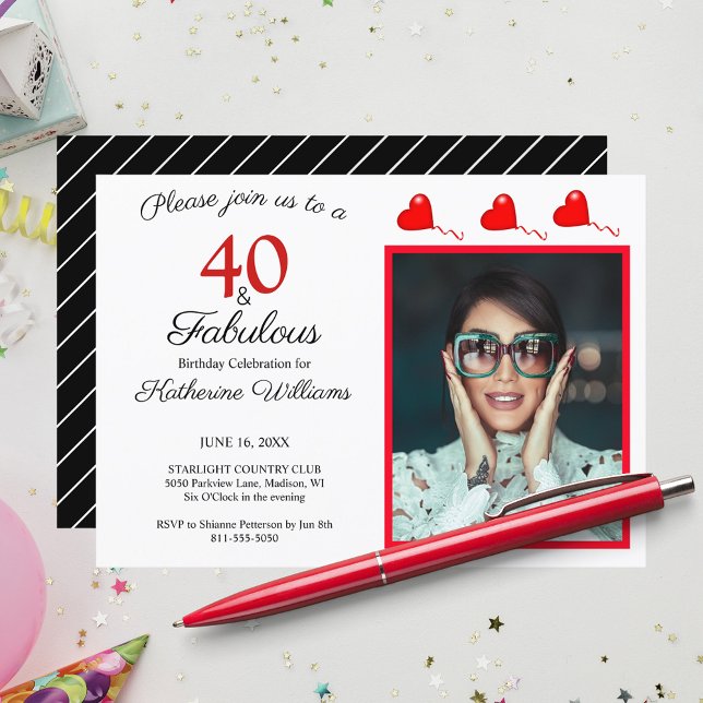 Invitation 40 & Fabuleux Photo Rouge 40e anniversaire Noir Bl (40 & Fabulous Photo Red 40th Birthday Black White Invitation)