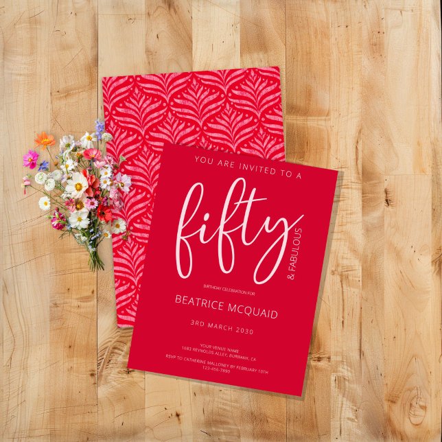 Invitation 50 et fabuleux script moderne rouge Anniversaire (50 and fabulous birthday cherry red invitation)