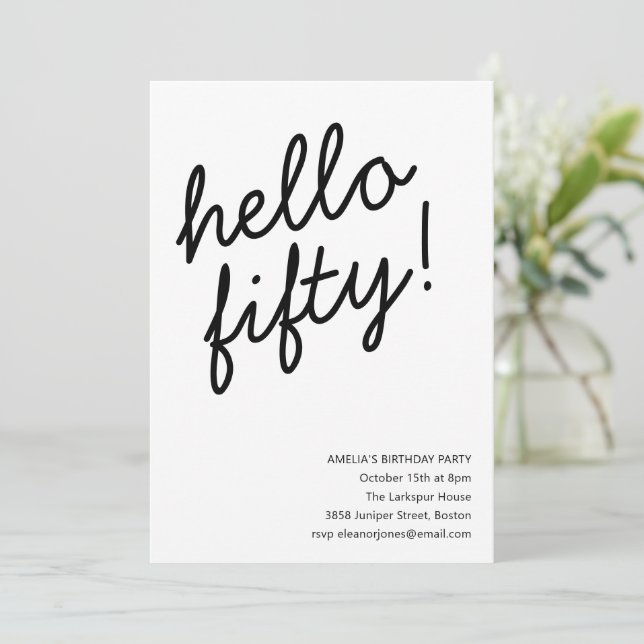 Invitation 50th Birthday Party Modern Script Typography (Debout devant)