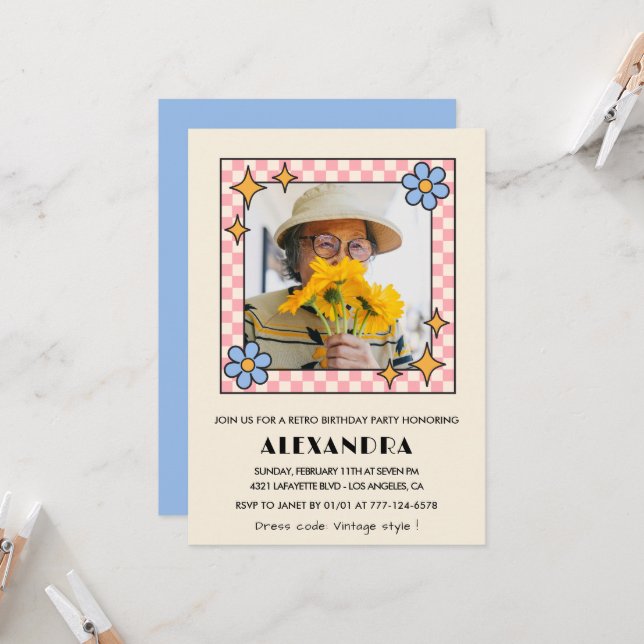 Invitation à 100e anniversaire Retro Super Floral (Devant/Arrière en situation)