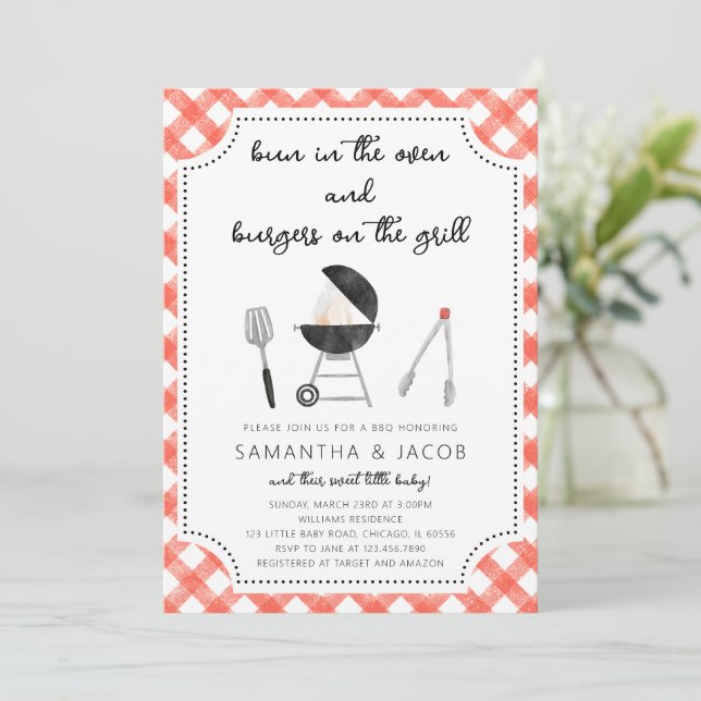 Invitation à une Baby Shower Backyard BBQ (Debout devant)