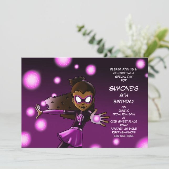 Invitation African American Girl Superhero fête d'anniversair (Debout devant)