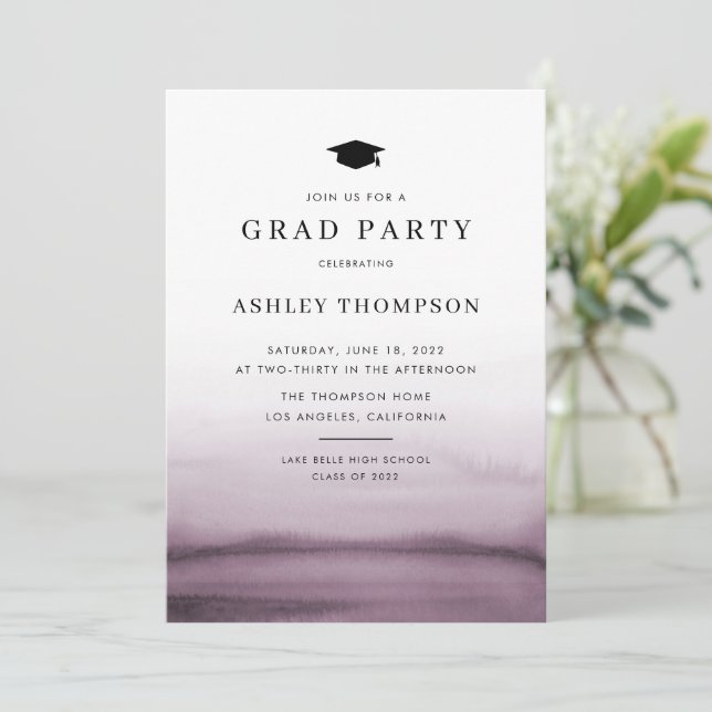 Invitation Aquarelle Ombre violet Parti de graduation moderne (Debout devant)