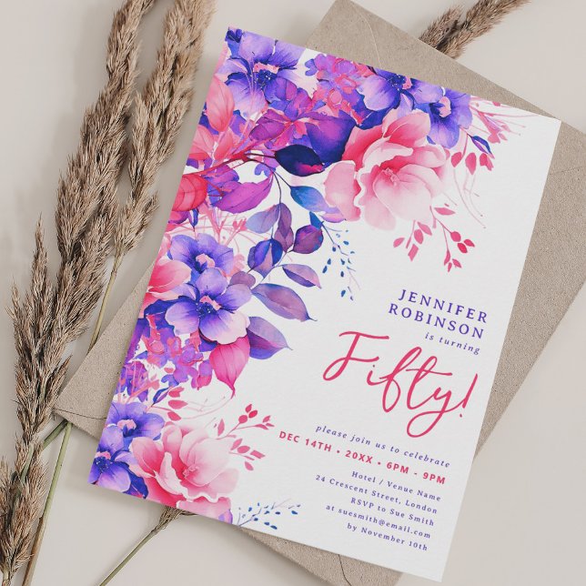 Invitation Aquarelle violette brillante Florale 50e anniversa (Bright Purple Watercolor Floral 50th Birthday Invitation)