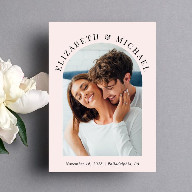 Invitation Arch Photo moderne QR Code Mariage rose (Celebrate your love story with an invitation showcasing your favorite photo in an elegant arch frame)