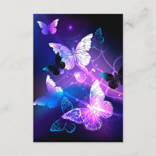 Invitation Arrière - plan aux papillons de nuit