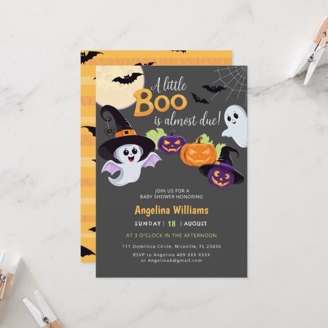 Invitation baby shower pour Little Boo Halloween. (Devant/Arrière en situation)