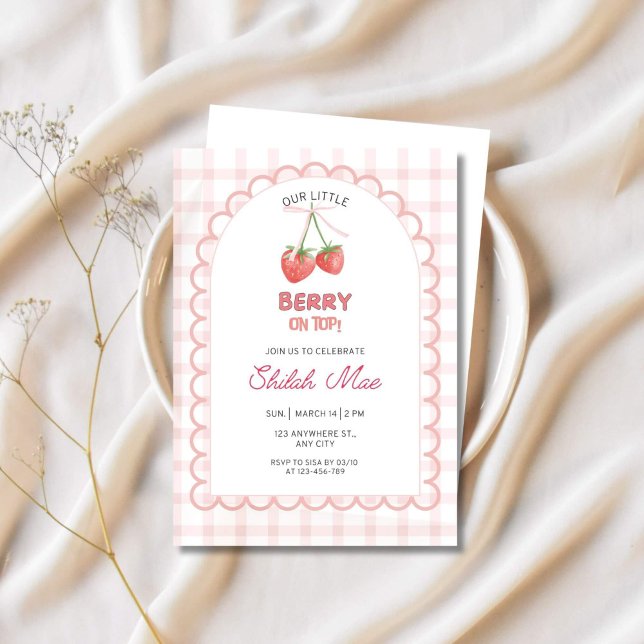 Invitation Baie sur le dessus de fraise  (Berry Sweet Birthday Invite)