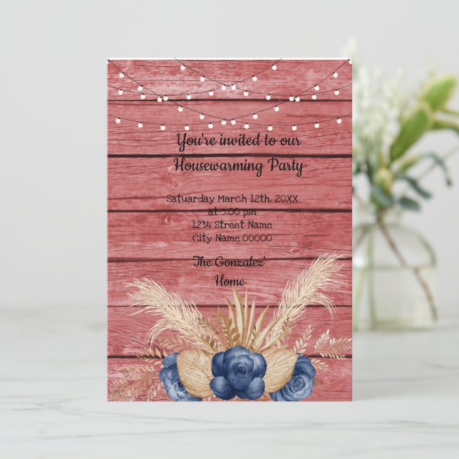 Invitation Barn Bois Rustique Dusty Fleurs Fête de chauffage  (Debout devant)
