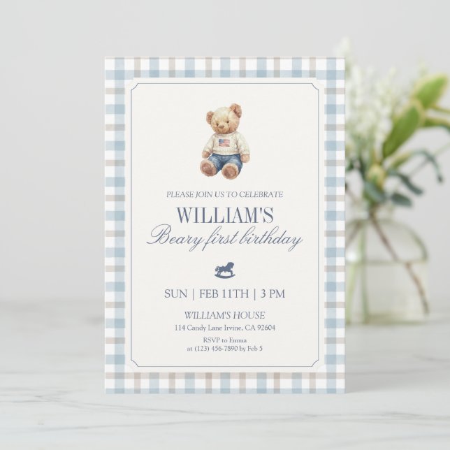 Invitation Beary First Birthday Boy Teddy Bear Gingham (Debout devant)