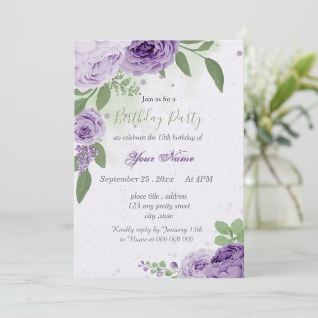 Invitation belle fleurs violettes vert feuilles anniversaire (Debout devant)