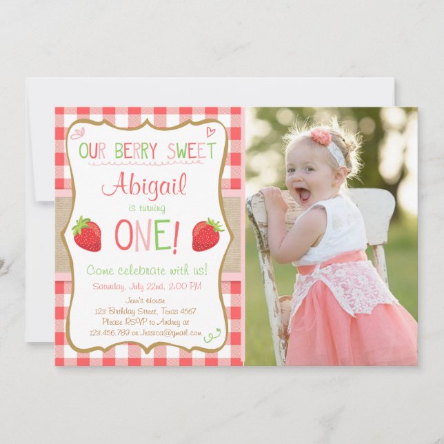 Invitation Berry de fraise Rouge rose doux Premier anniversai (Devant)