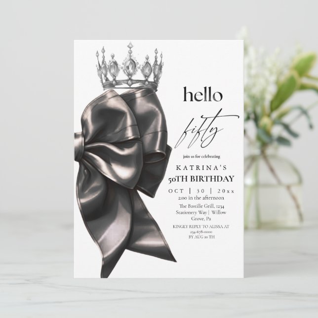 Invitation Black Bow 50th Birthday (Debout devant)