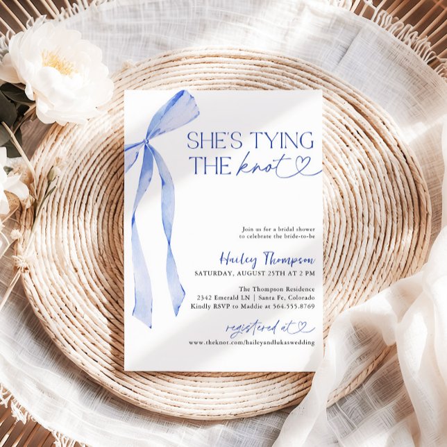 Invitation Bleu Bow Elle Attache La Fête des mariées Du Noeud (Créateur téléchargé)