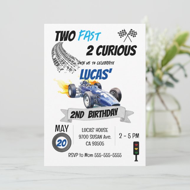 Invitation Blue Race Car 2e anniversaire Deux Fast 2 Curious  (Debout devant)
