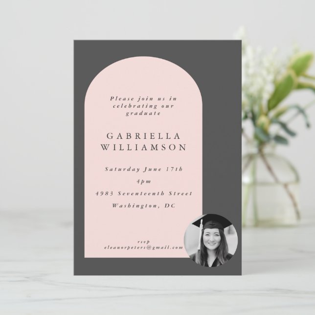 Invitation Blush et Grey Gras Formes Gras Photo Graduation Pa (Debout devant)