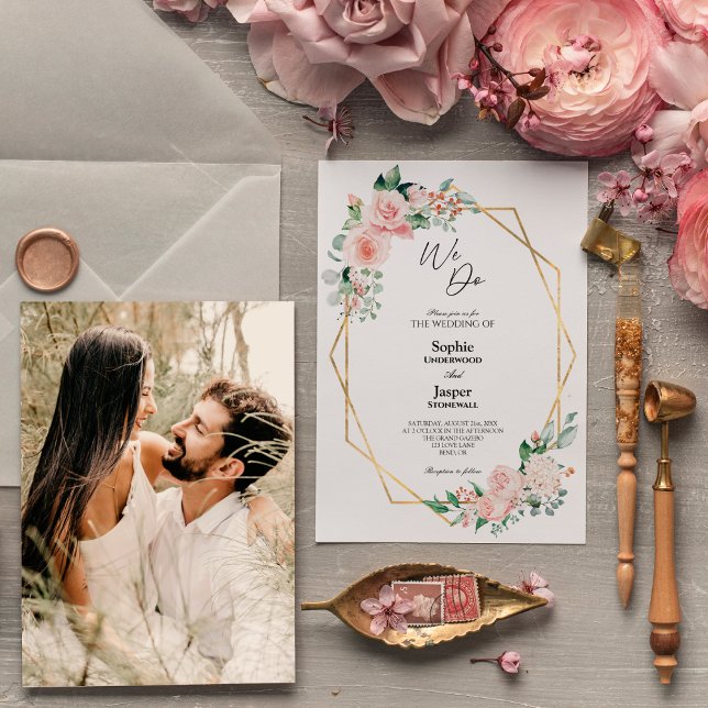 Invitation Blush Floral Blanc Simple Nous faisons Photo Maria (Créateur téléchargé)