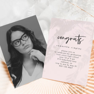 Invitation Blush Photo Graduation Party avec typographie