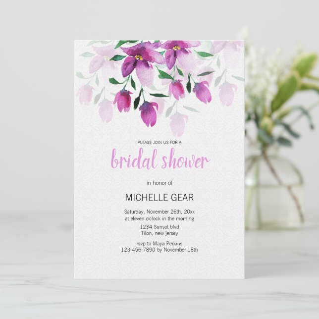 Invitation Boho violet rose floral aquarelle peinte à la main (Debout devant)