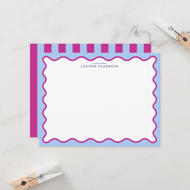 Invitation Bold Pink & Blue Striped Wavy Frame Note Card (Devant/Arrière en situation)