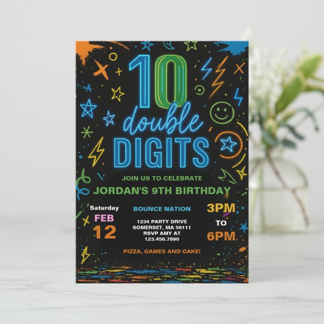 Invitation Boy Neon Double Chiffres 10e fête d'anniversaire (Debout devant)