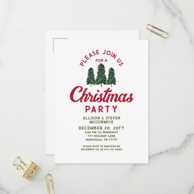 Invitation Carte Postale Arbres verts modernes Fête de Noël rouge (Devant/Arrière en situation)