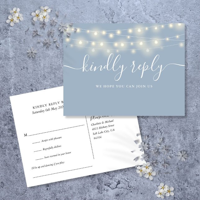 Invitation Carte Postale Chaîne Lumières Dusty Blue Song Demande RSVP (String Lights Dusty Blue Song Request RSVP Invitation Postcard)