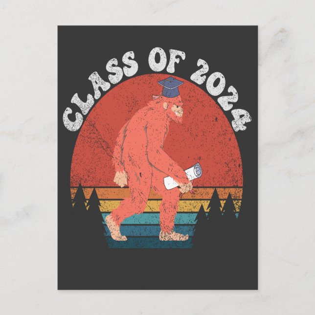 Invitation Carte Postale Classe De 2024 Drôle Graduation Bigfoot Retro Cade (Devant)