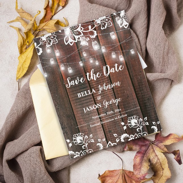 Invitation Carte Postale Guirlande de lumières rustique en dentelle pour ma (Rustic Wood String Lights Save the Date Invitation | Barn Wedding Lace Wood Save Our Date Card)