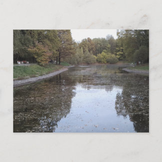 Invitation Carte Postale Lac Automnal Tranquille – Édition Scandinave