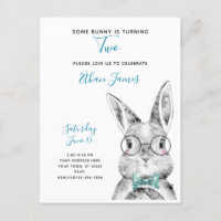 Noir et blanc Un lapin atteint deux ans