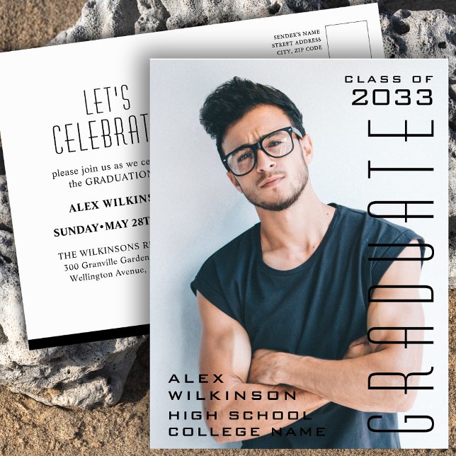 Invitation Carte Postale Typographie moderne Guy Photo Graduation minimalis (Créateur téléchargé)