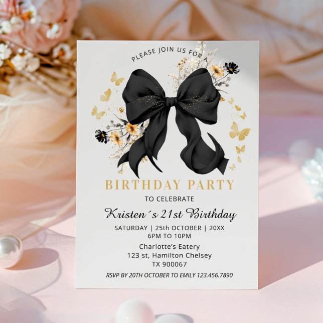 Invitation Carton d'invitation Fleurs sauvages à nœud noir Co (Elegant Black and Gold Birthday invitation card)